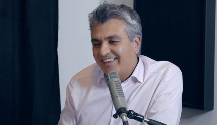 Eric Tse of Allergan Aesthetics discusses regulating aesthetic advertising in Canada and global markets during a podcast conversation.